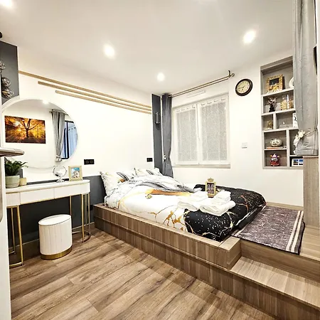 Apartamento Sleeps 4 With Balcony *